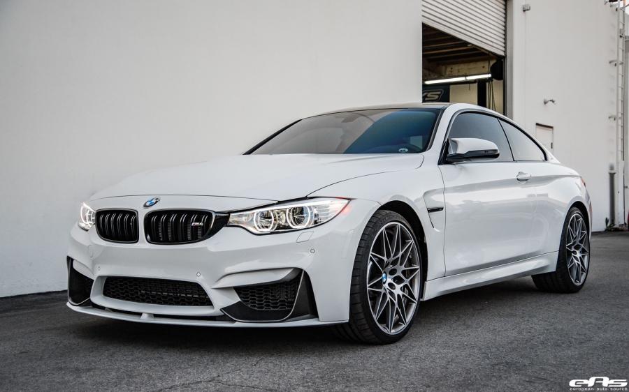 BMW M4 Coupe in Alpine White M Performance by EAS '2017